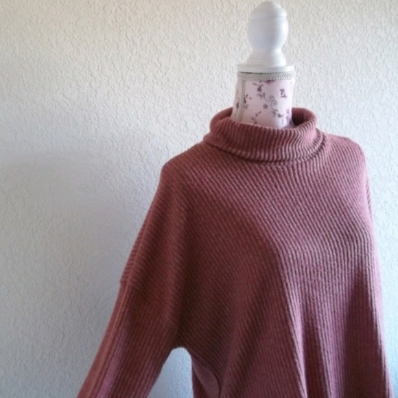 Forever 21 Plus 2X Pink Ribbee Turtleneck Sweater - Picture 5 of 8